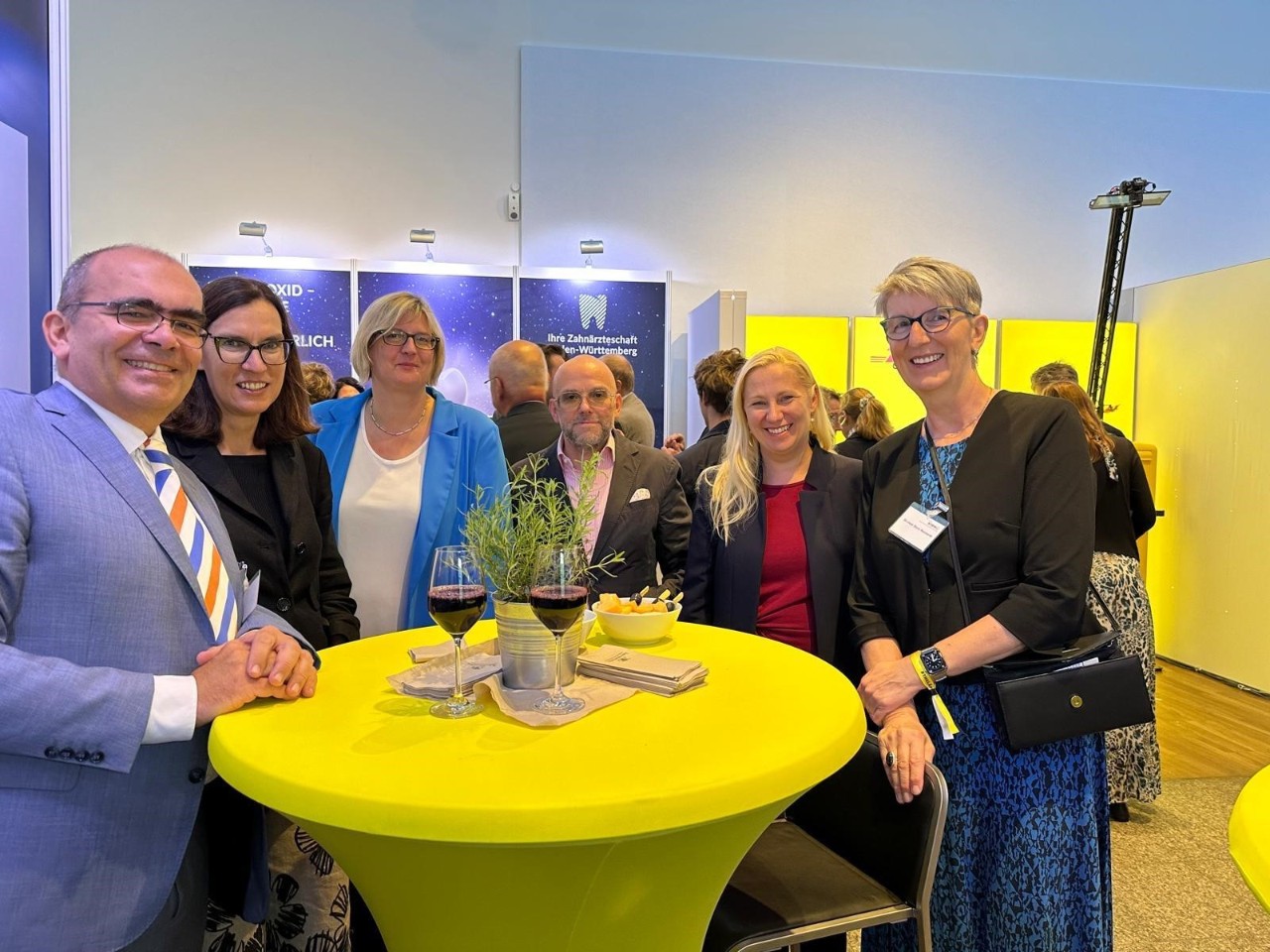 Stallwächterparty vom 4. Juli 2024 in Berlin mit der vdek-LV Baden-Württemberg Stallwächterparty vom 4. Juli 2024 in Berlin mit der vdek-LV Baden-Württemberg
