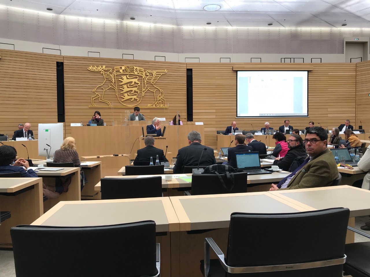 Viele Zuhörer:innen im Landtag Viele Zuhörer:innen im Landtag