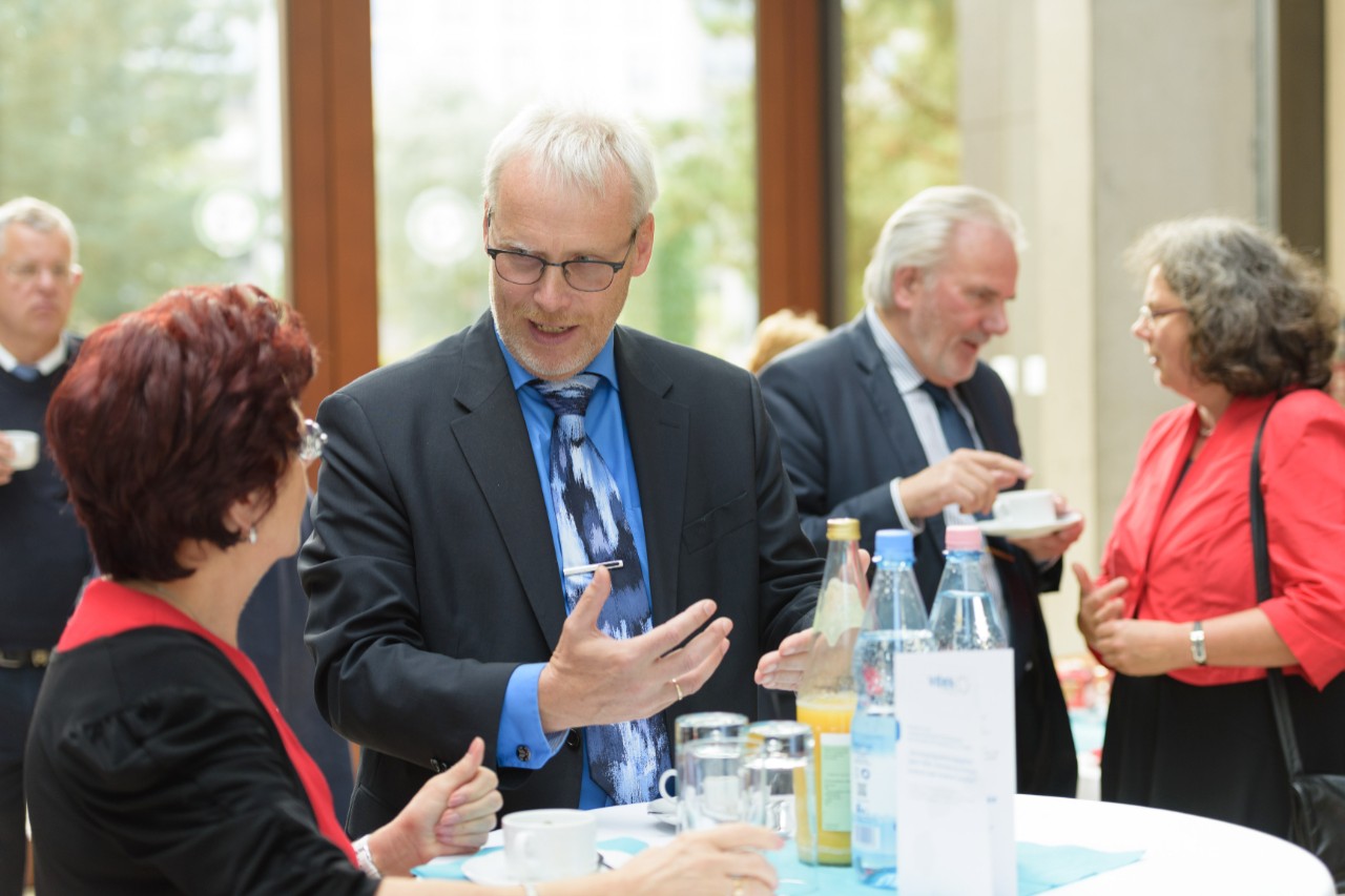 Michael Domr&ouml;s im Gespr&auml;ch 