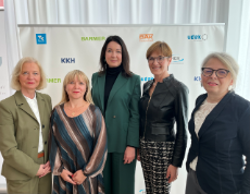 Brandenburgs Gesundheitsministerin Britta Müller im Dialog mit den Ersatzkassen