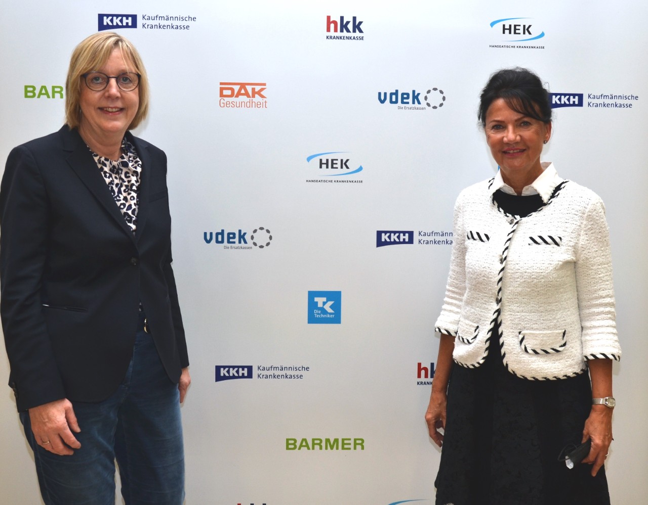 vdek-Vorstandsvorsitzende Ulrike Elsner und Marina Rudolph, Leiterin der vdek-Landesvertretung Berlin/Brandenburg