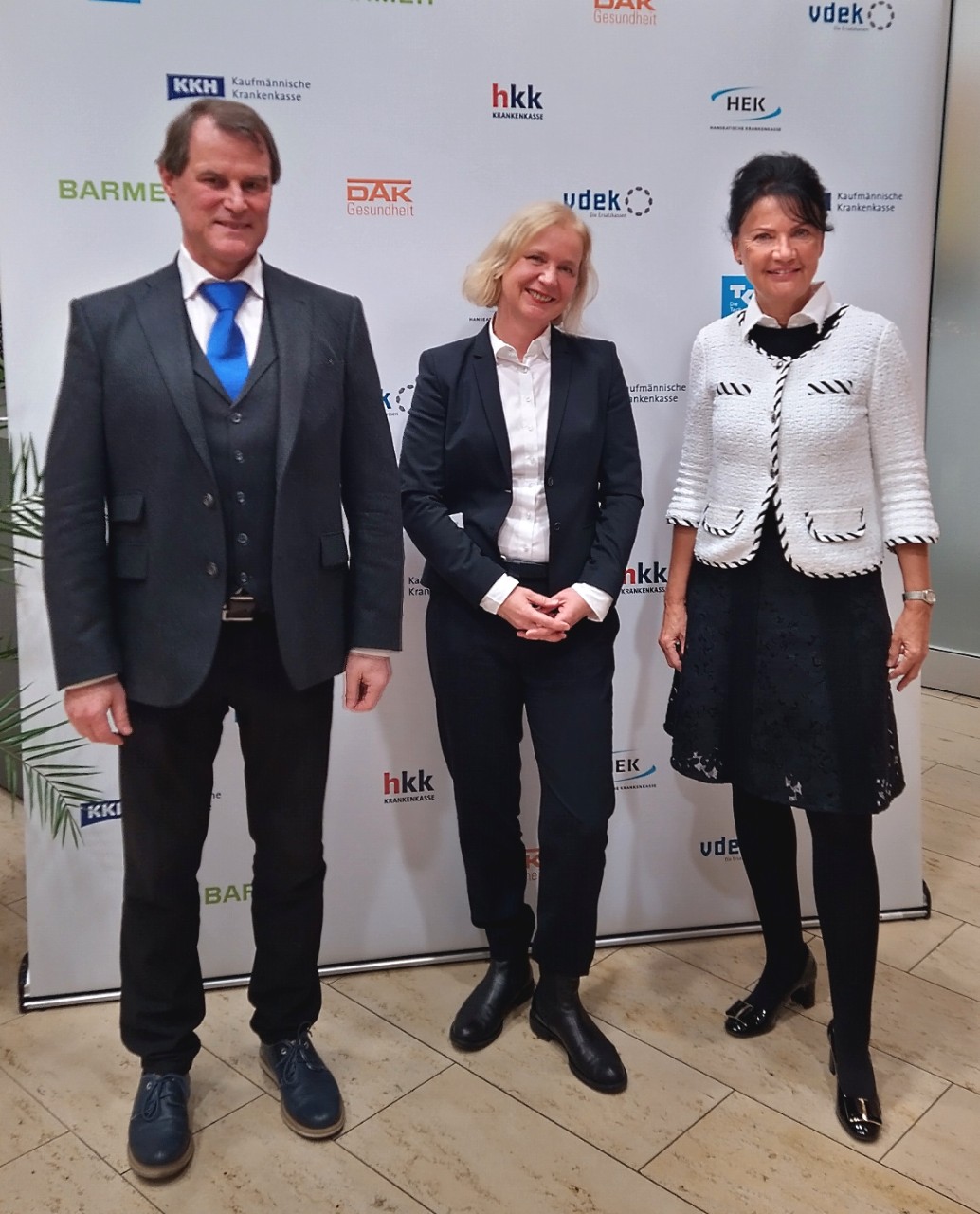 Michael Zaske, Leiter der Abteilung Gesundheit im Ministerium f&uuml;r Soziales, Gesundheit, Integration und Verbraucherschutz des Landes Brandenburg,  Anke Grubitz, Leiterin der DAK-Landesvertretung Brandenburg und Marina Rudolph, Leiterin der vdek-Landesvertretung Berlin/Brandenburg