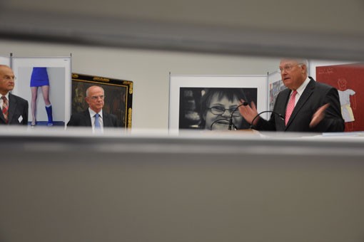 Ungew&ouml;hnliche Perspektive - wie bei vielen Werken der Ausstellung. 
