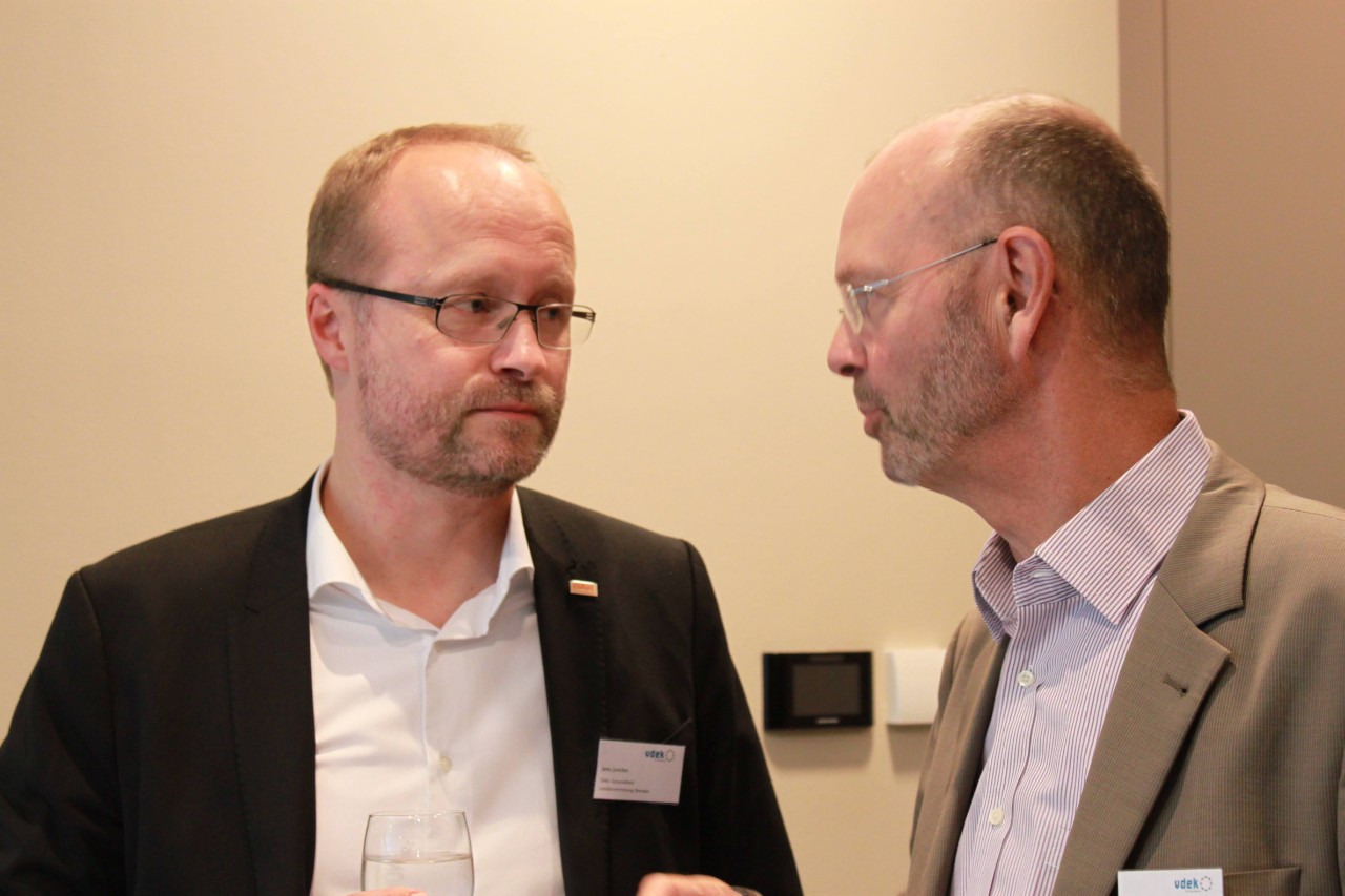 Jens Juncker (DAK) und Dr. J&ouml;rg Hermann (KV Bremen)