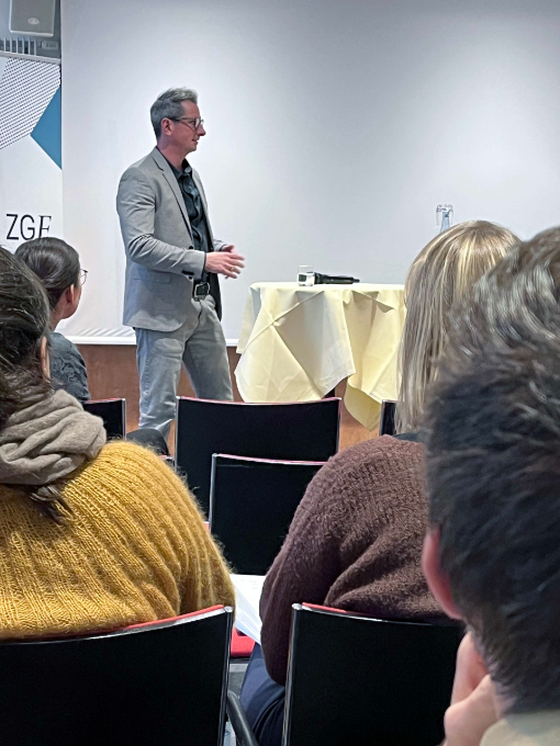 Prof. Dr. Tim Bindel von der Universität Mainz