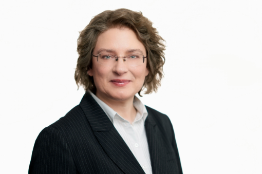Porträt von Frau mit Brille