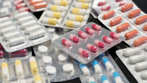 A lot of capsules and tablets in the pack
