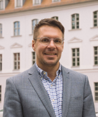 Prof Dr Steve Strupeit_Web