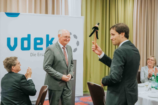 Hr. Niemann in weiterem Gespräch
