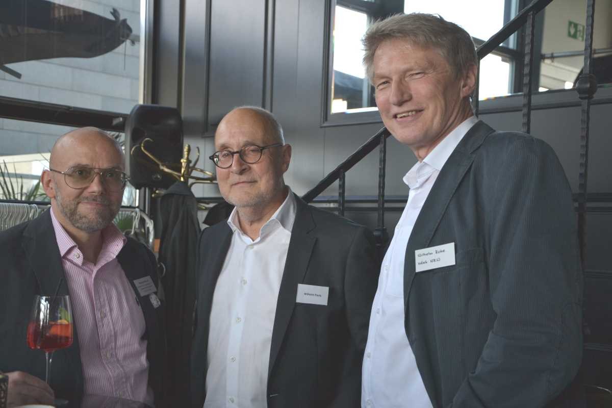 Michael Mruck, Leiter der vdek-Landesvertretung Baden-W&uuml;rttemberg, Wilhelm Pauly (ehemals KKH) und Wilhelm Rohe, Referatsleiter Pflege in der vdek-Landesvertretung NRW