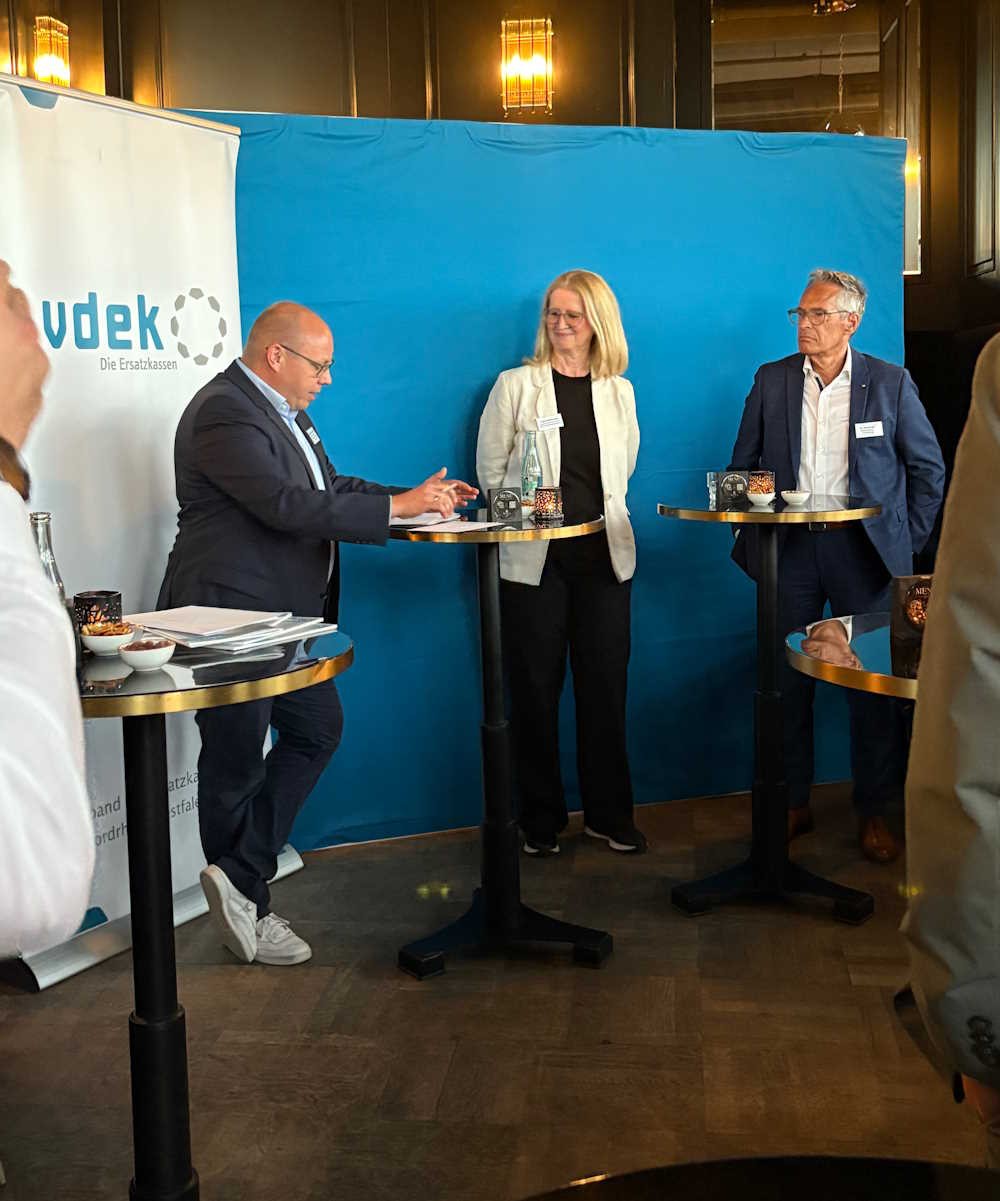 Pressesprecher Christian Breidenbach mit Anke Willers-Kaul und Dr. Martin Rieger