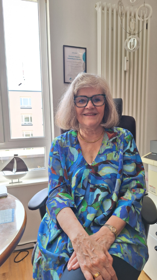 Portrait Frau Christine Solbach