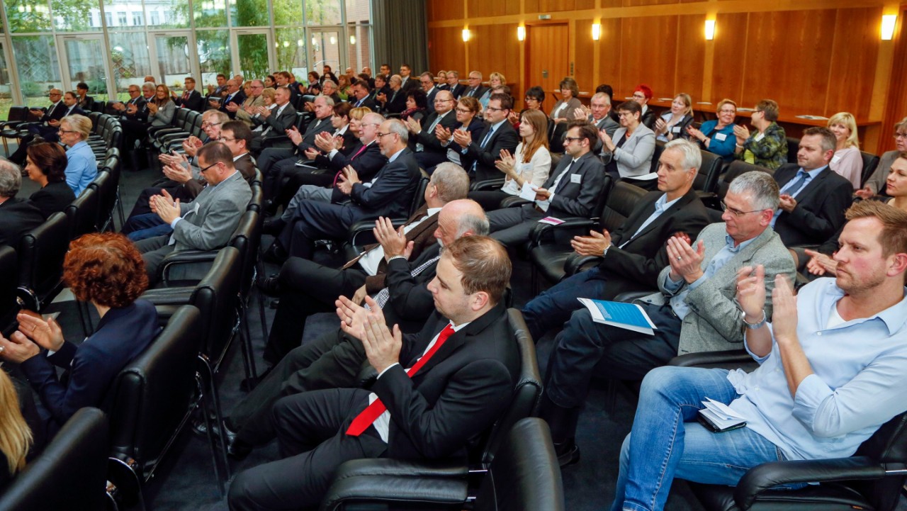 Blick ins applaudierende Publikum Blick ins applaudierende Publikum