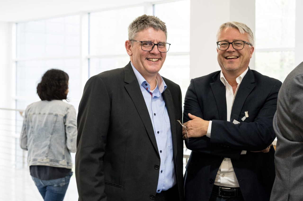 J&uuml;rgen G&uuml;nther und Martin Schneider, Leiter DAK und Leiter vdek im Saarland