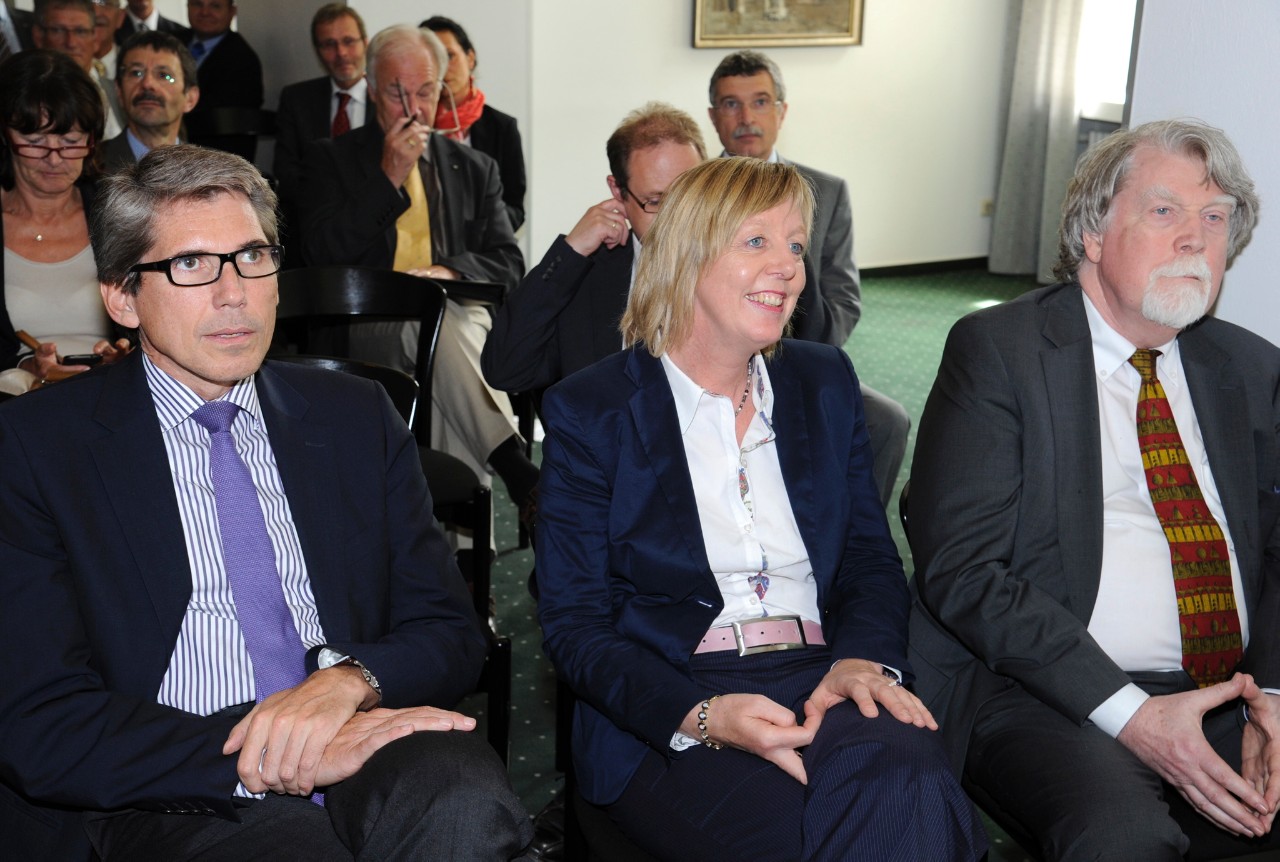 ...vor ihren Reden: Andreas Storm, Ulrike Elsner und Hartmut Reiners
