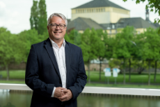 Martin Schneider