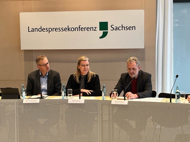 Zielbild Pflege Sachsen 2030 Landespressekonferenz Silke Heinke vdek Rainer Striebel AOK plus David Eckart Liga