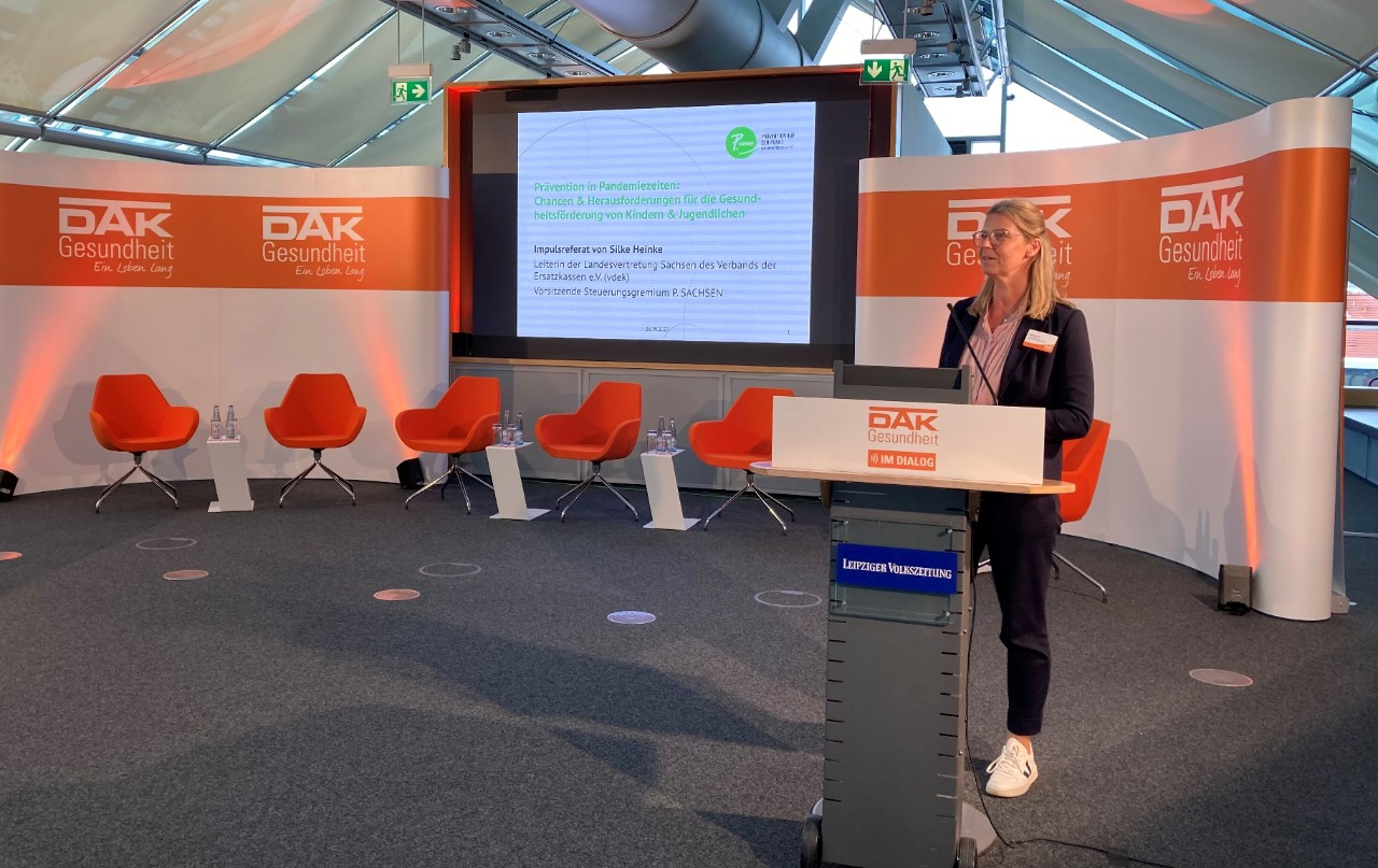Silke Heinke bei DAK im Dialog - Prävention und Gesundheitsförderung für Kinder und Jugendliche in Pandemiezeiten Silke Heinke bei DAK im Dialog - Prävention und Gesundheitsförderung für Kinder und Jugendliche in Pandemiezeiten