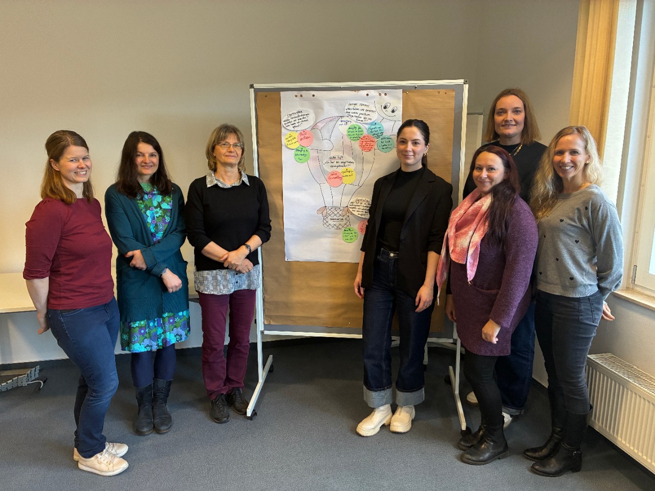 Gruppe von Frauen zur Übergabe der Standorte im Programm teamwork in Sachsen