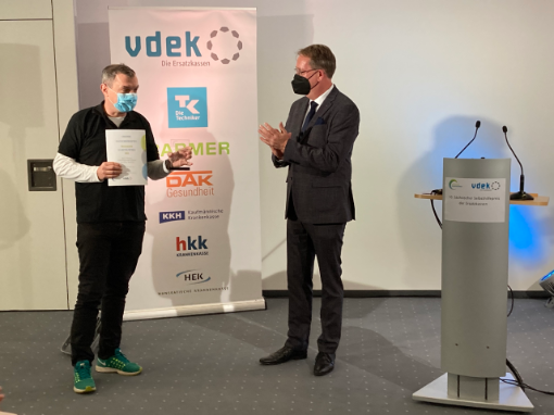 Preisträger & Laudator beim 10. Sächsischen Selbsthilfepreis der Ersatzkassen am 5.11.2021