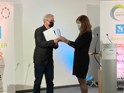 Preisträger & Laudator beim 10. Sächsischen Selbsthilfepreis der Ersatzkassen am 5.11.2021
