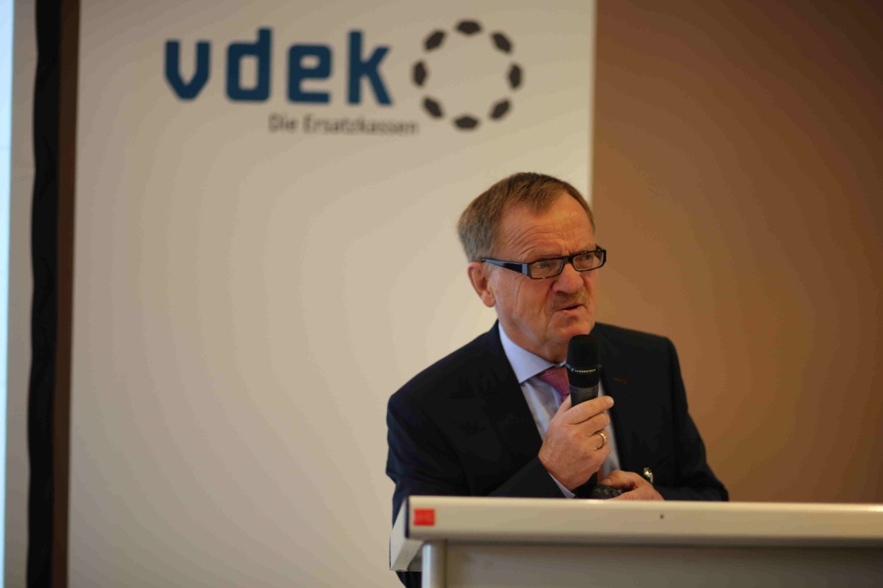 Prof. Gerhard Jorch - Direktor der Universit&auml;tskinderklinik Magdeburg 