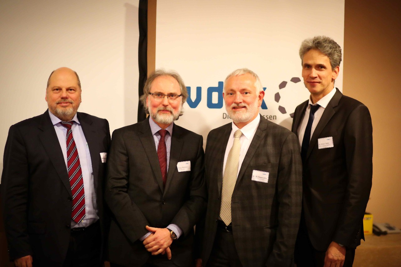 Gruppenbild mit den Referenten Manfred Baumann, Klaus B&ouml;ttcher, Dr. Burkhard John und Dr. Klaus Holst