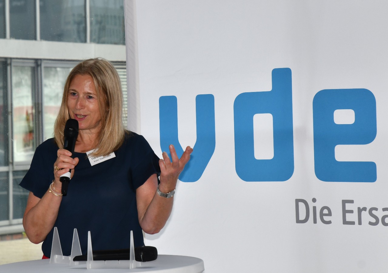 Eva El Samadoni, Vorst&auml;ndin der Stiftung Kieler Stadtkloster, rief die Akteure vor Ort dazu auf, sich besser zu vernetzen.