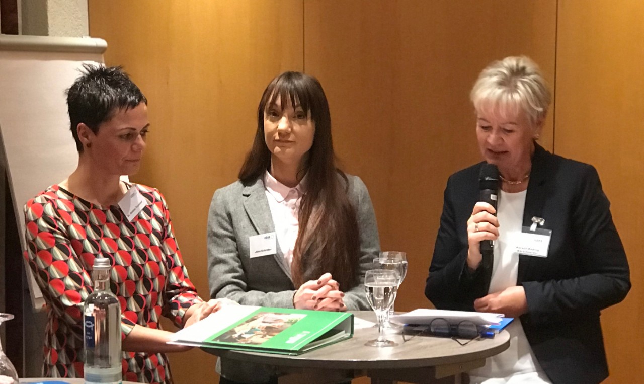 Dr. Sabine Trommer, Jana Schr&ouml;der, Kerstin Keding-B&auml;rschneider