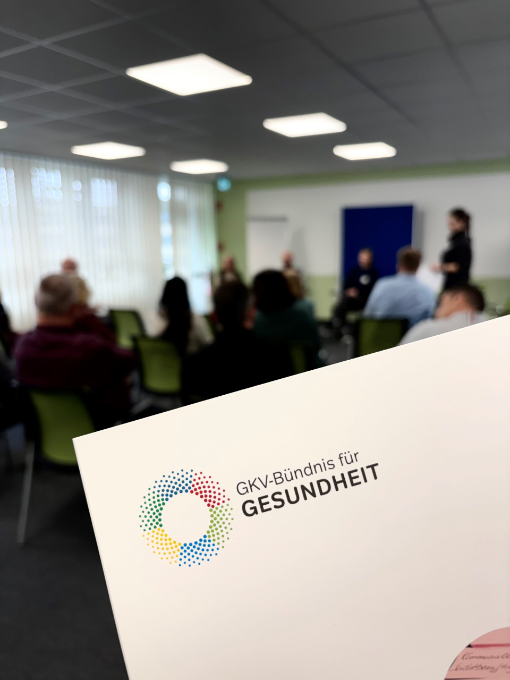 Symbolbild Erfahrungsaustausch Teamwork