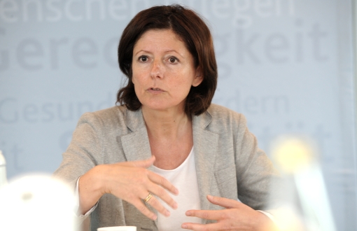 Foto: Malu Dreyer, rheinland-pfälzische Gesundheitsministerin, im Interview mit ersatzkasse magazin.
