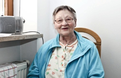Foto: Frau F., 73 Jahre alt, leidet an Krebs