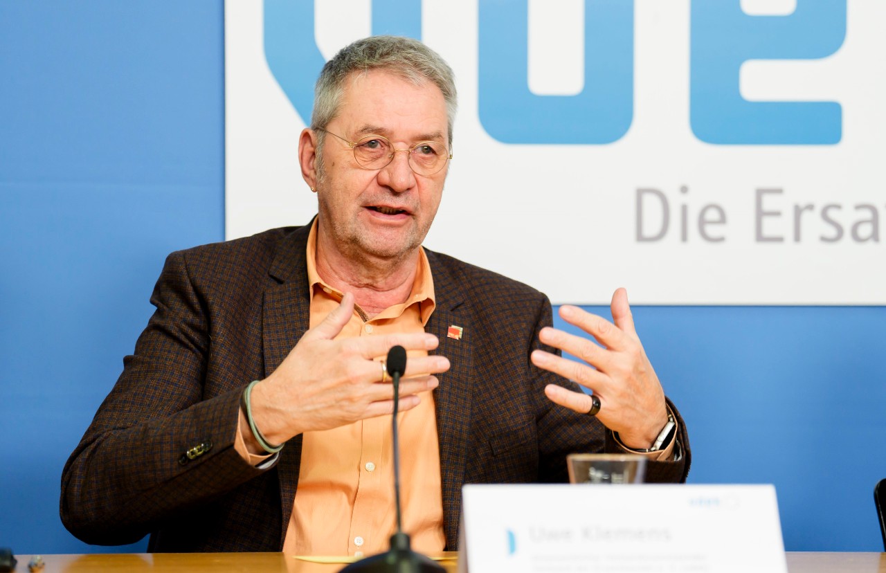Uwe Klemens (vdek-Verbandsvorsitzender) auf der vdek-Neujahrs-Pressekonferenz 2025
