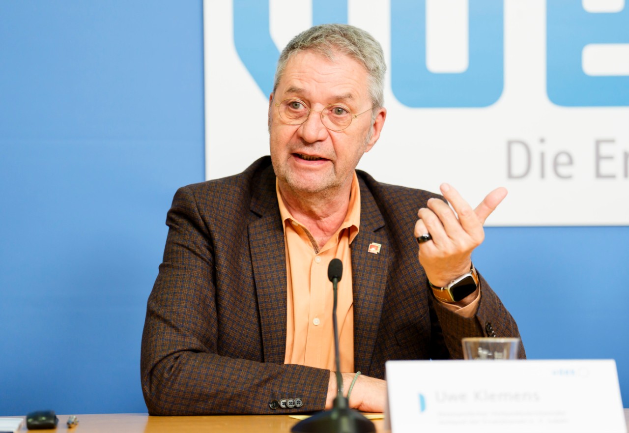 Uwe Klemens (vdek-Verbandsvorsitzender) auf der vdek-Neujahrs-Pressekonferenz 2025