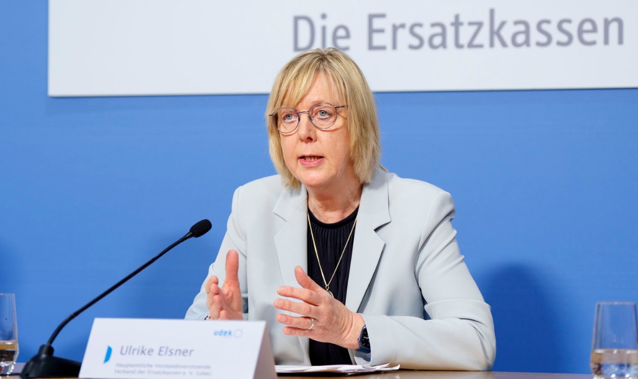 Ulrike Elsner (vdek-Vorstandsvorsitzende) auf der vdek-Neujahrs-Pressekonferenz 2026