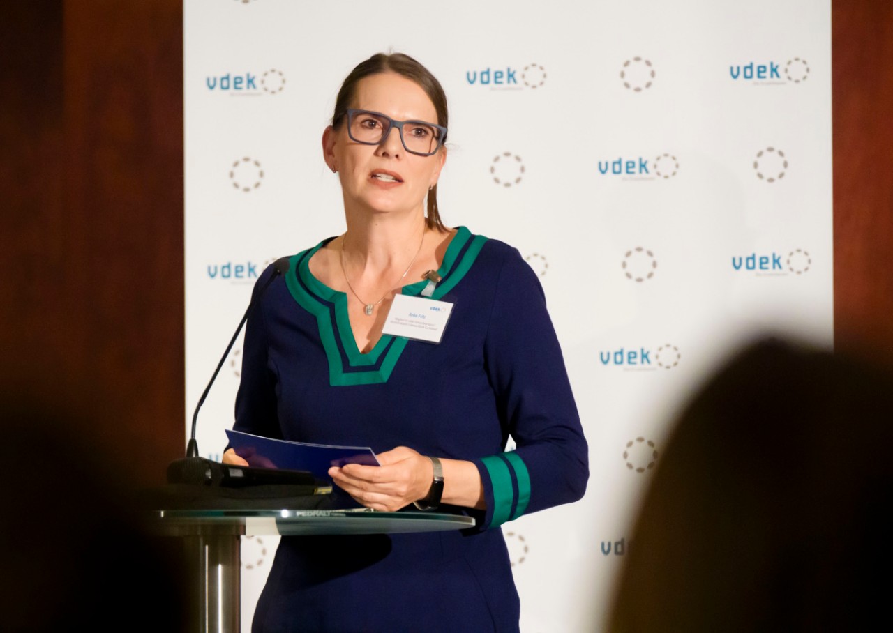 Laudatio von Anke Fritz, Mitglied im vdek-Gesamtvorstand und Klinikdirektorin Celenus Klinik Carolabad
