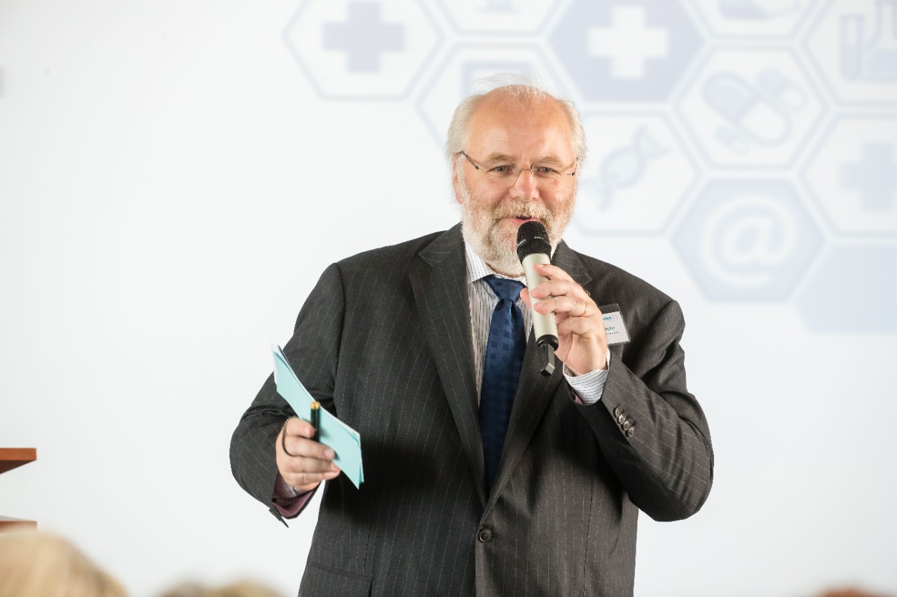Dr. Albrecht Kl&ouml;pfer, iX &ndash; Institut f&uuml;r Gesundheitssystem-Entwicklung